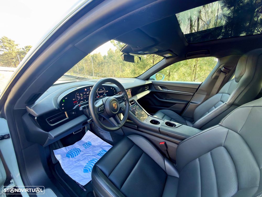 Porsche Taycan Sport Turismo bateria Performance Plus - 35