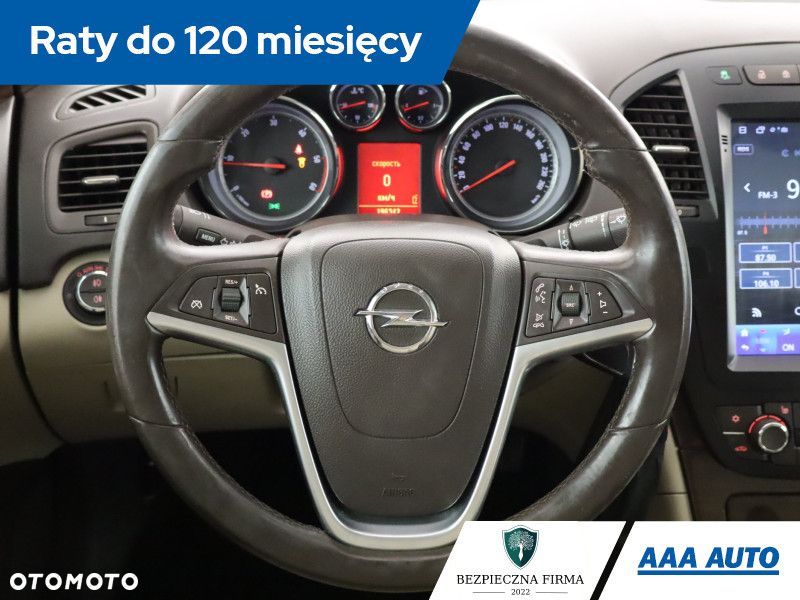 Opel Insignia - 16