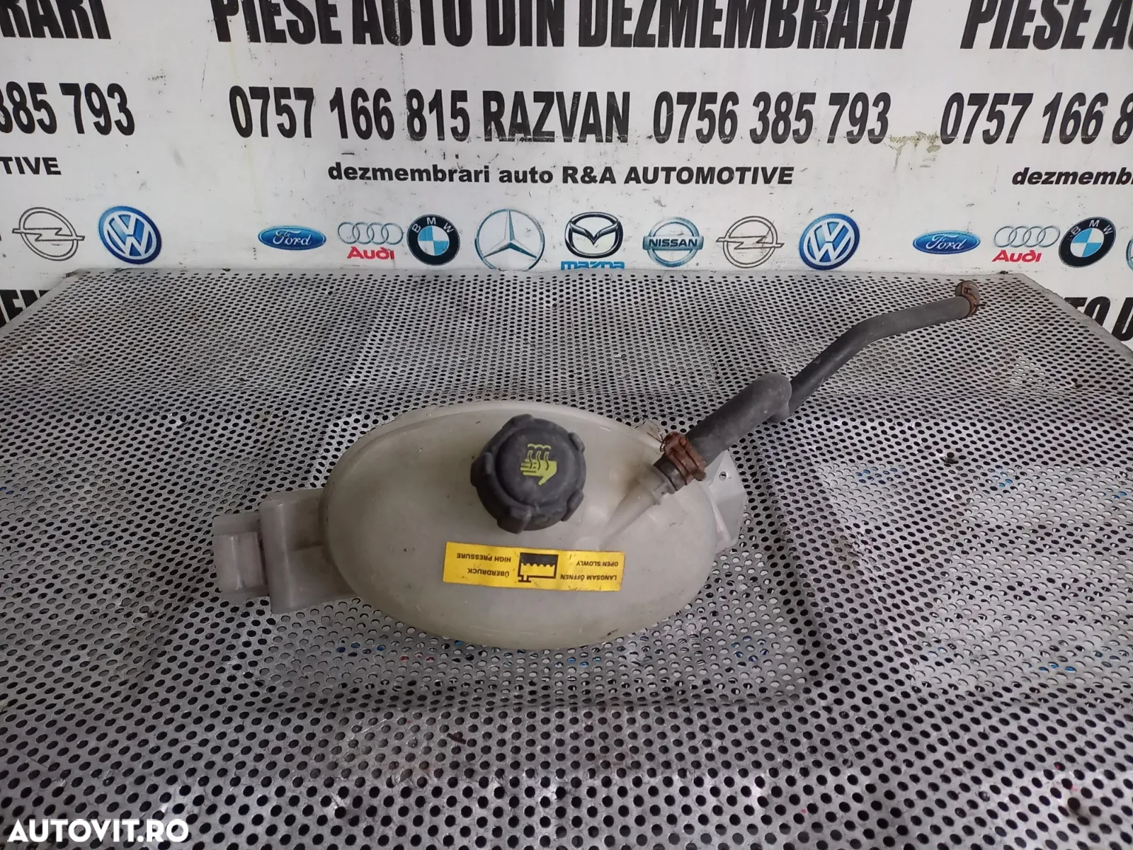 Bidonas Vas Expansiune Apa Antigel Opel Movano Renault Master 3 2.3 Dci Euro 5 Motor M9T - Dezmembr - 3