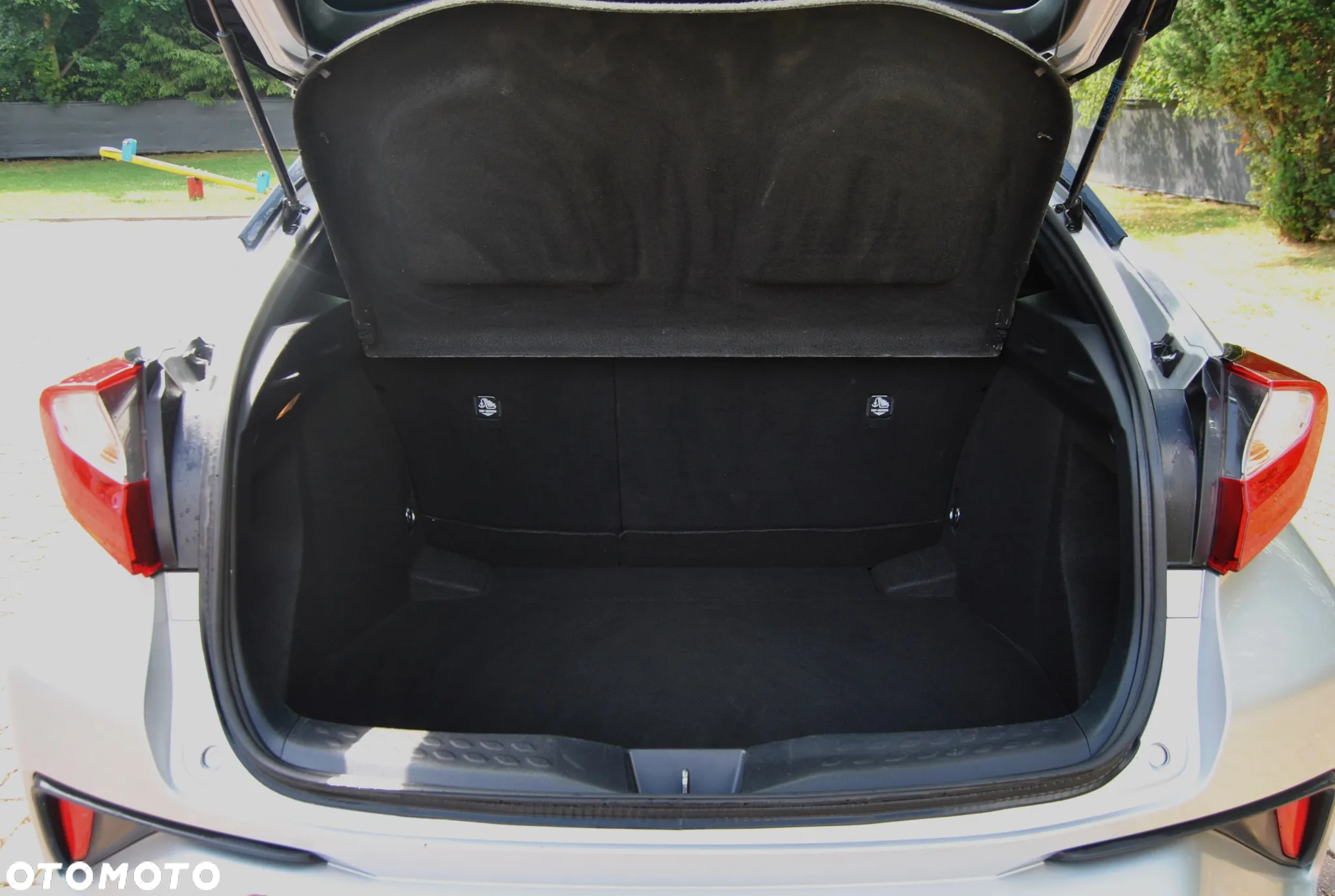 Toyota C-HR 1.8 Hybrid Comfort - 13