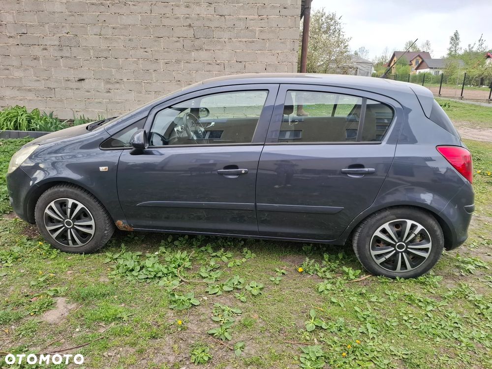 Opel Corsa - 3