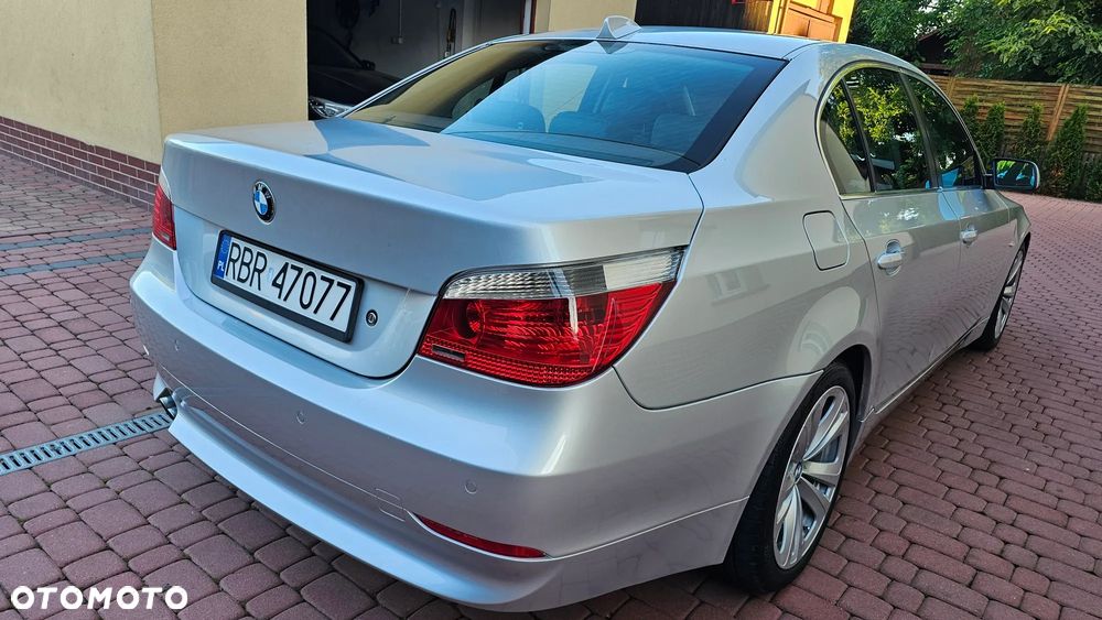 BMW Seria 5 530i - 5