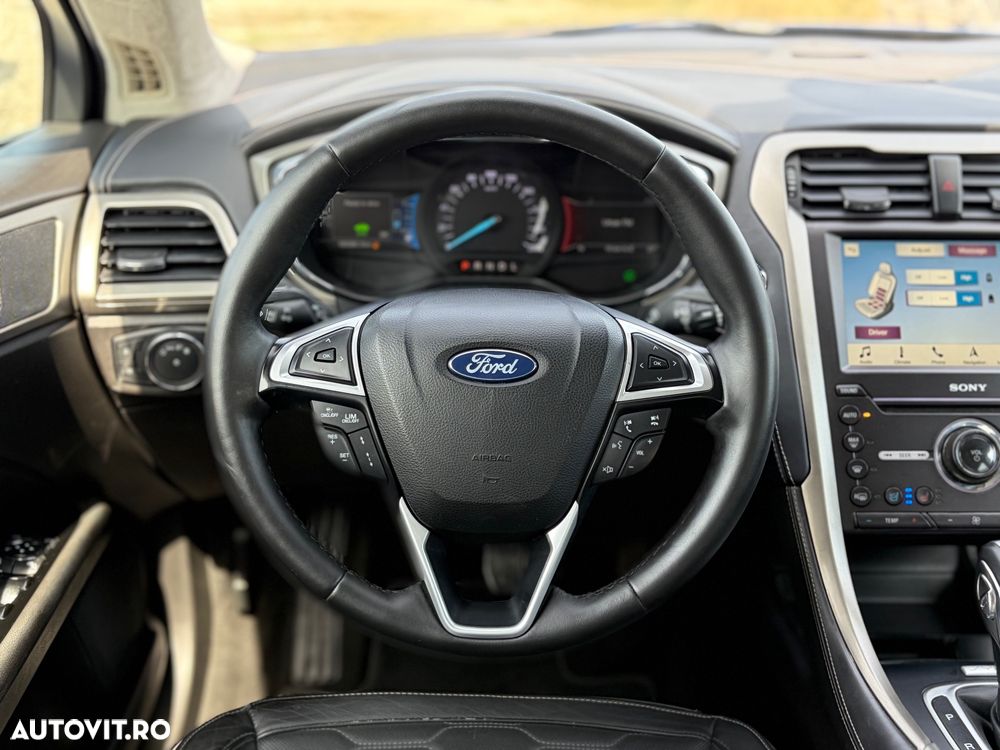 Ford Mondeo - 25