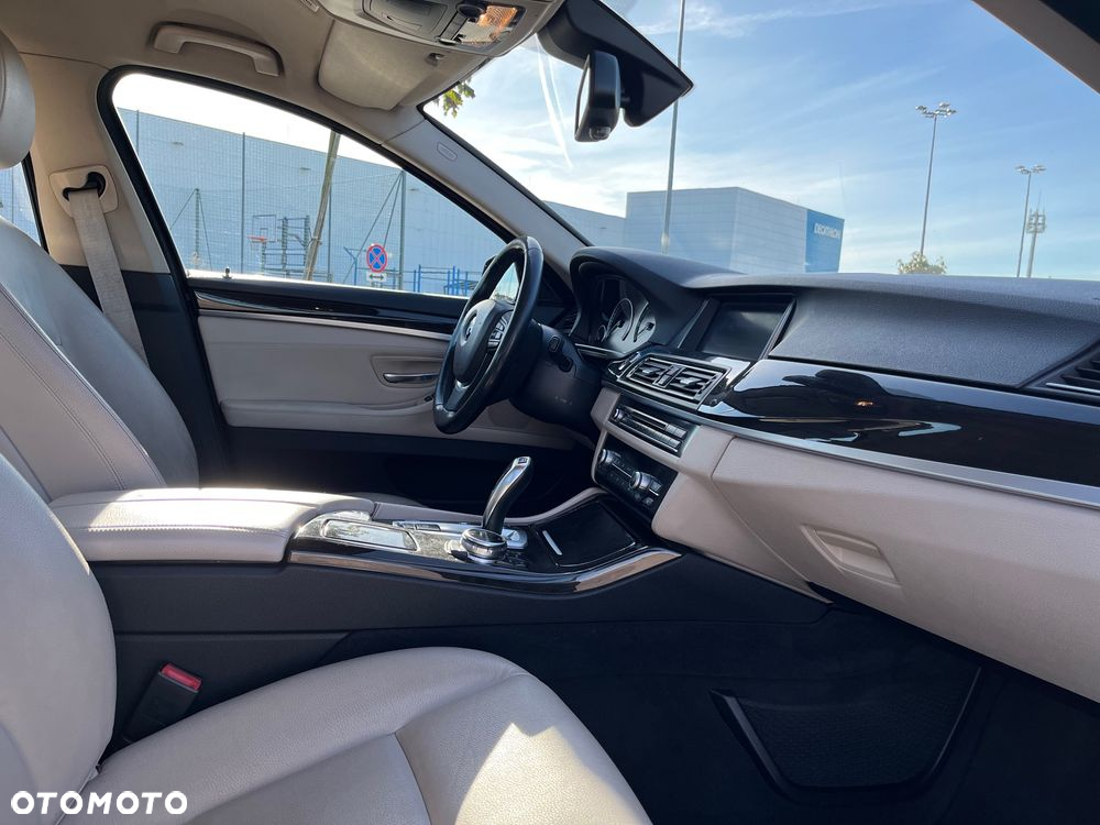 BMW Seria 5 - 13
