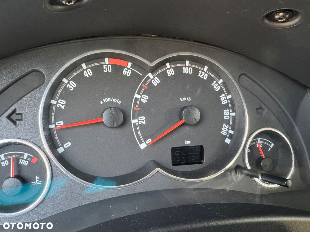 Opel Meriva - 18