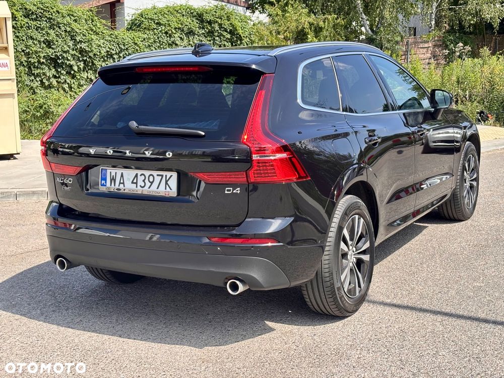 Volvo XC 60 D4 AWD Momentum - 9