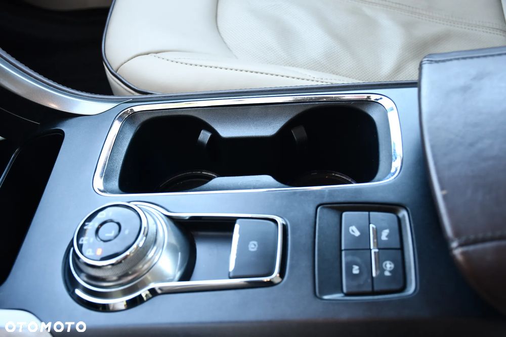 Ford Fusion - 18