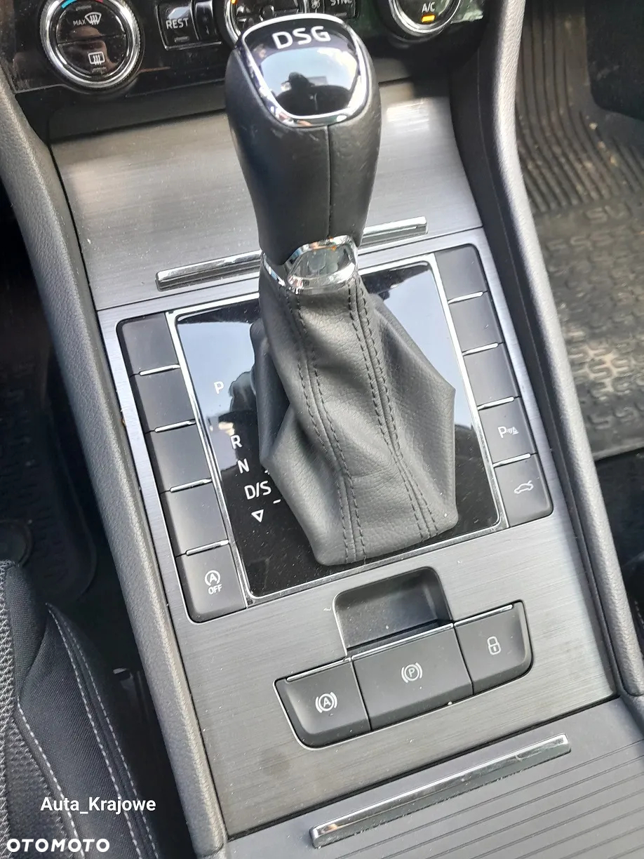 Skoda Superb 2.0 TDI SCR Style DSG - 23