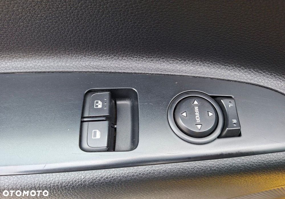 Kia Stonic - 21