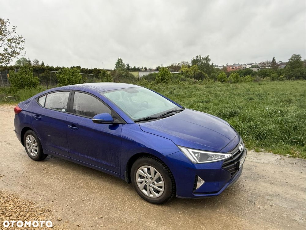 Hyundai Elantra 1.6 Comfort - 1