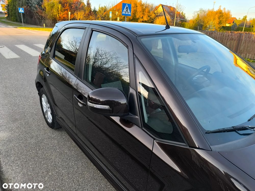 Suzuki SX4 1.6 VVT 4x2 Style - 13