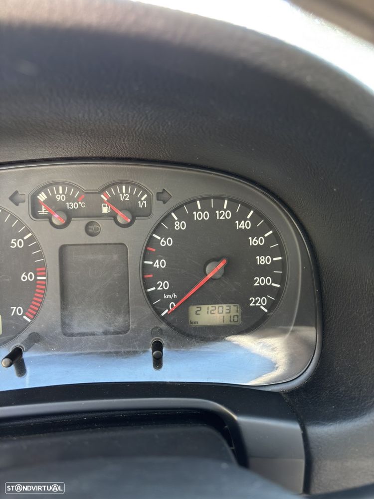 VW Golf 1.4i Confortline - 6