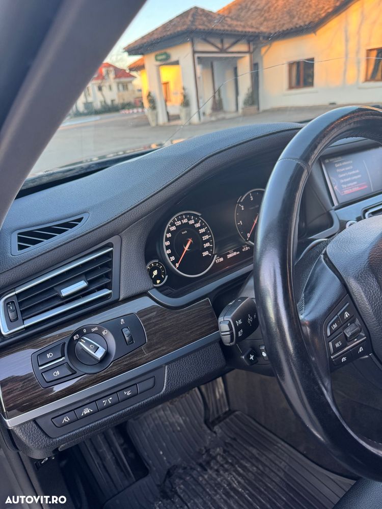 BMW Seria 7 730d xDrive - 6
