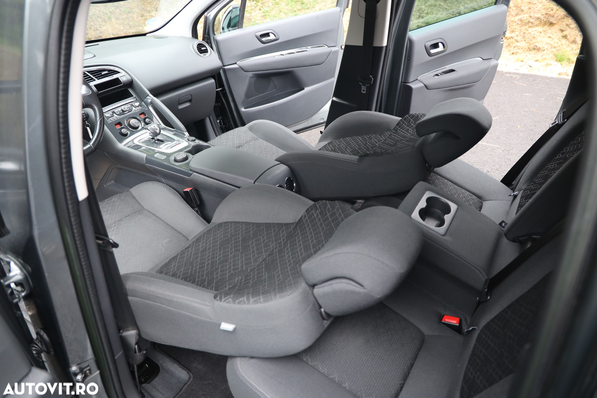 Peugeot 3008 HYbrid4 2.0 HDI FAP ETG + Electric - 8