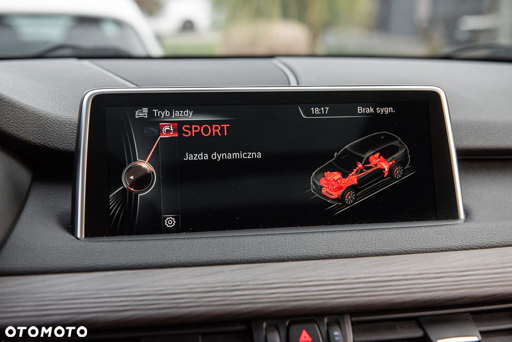 BMW X5 xDrive50i Sport-Aut - 26