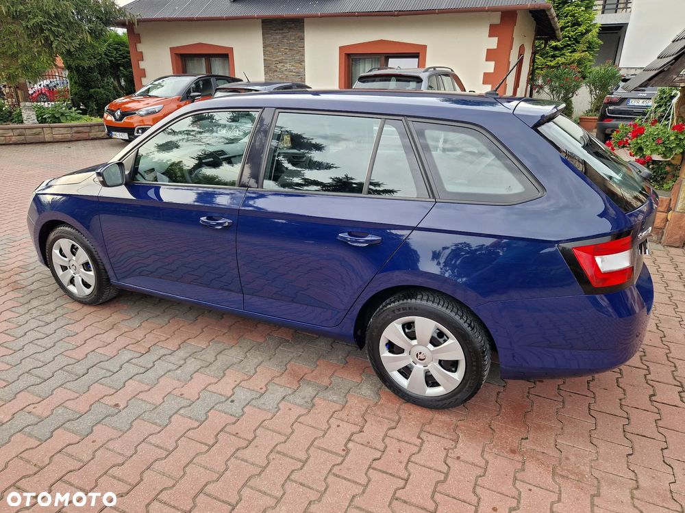 Skoda Fabia 1.2 TSI Active - 28