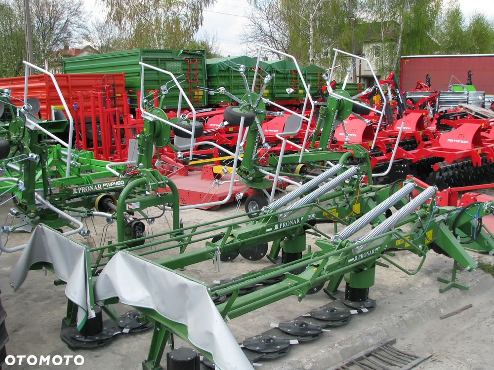 Pronar Kosiarka dyskowa Pronar PDT300, PDK220, KOWALSKI Z030/1, Z030/2, Z030/3, Kosiarka rotacyjna 1,65-1,85-2,1m Kowalski, Tad-Len, Wirax, Lisicki,(hydrauliczne i z roztrząsaczem pokosów), Kosiarka bijakowa-mulczer 1,55-1,6-1,75-1,95-2,0m Kowalski, Grass-Rol, Stark, Pomarol (przesów hydrauliczny, pentagraf, do koszenia rowów) Kosiarka sadownicza-rozdrabniacz 1,2-1,4-1,6-1,8-2,0m Tad-Len, Ditta-Seria - 6
