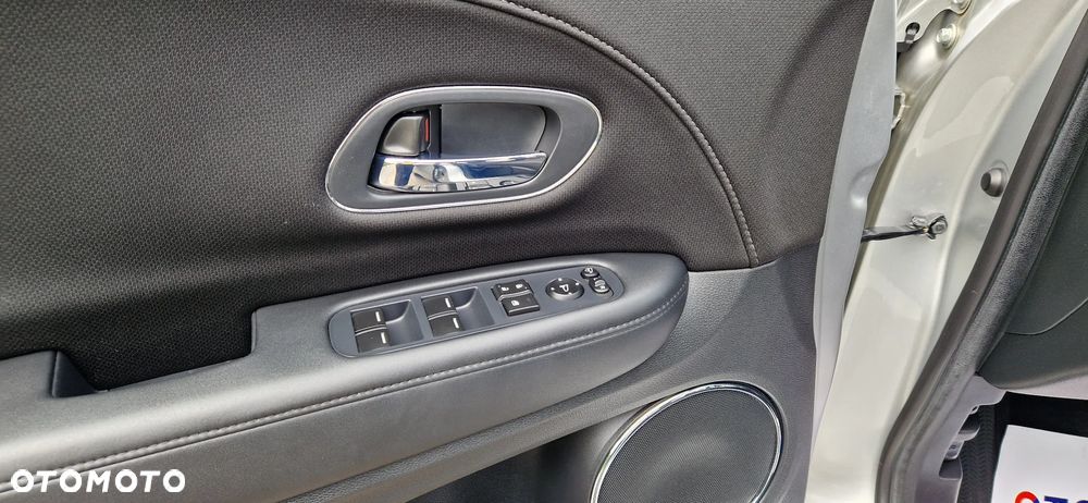Honda HR-V 1.5 i-VTEC CVT Executive - 13