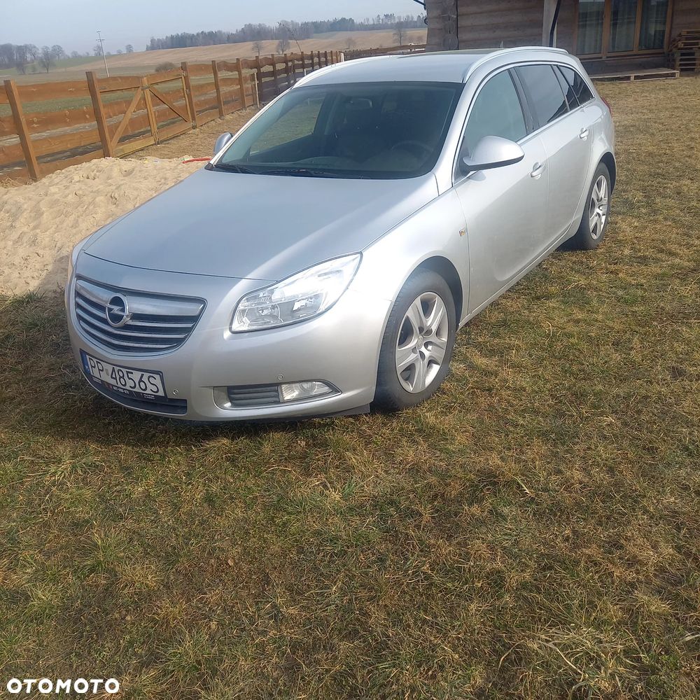 Opel Insignia - 1