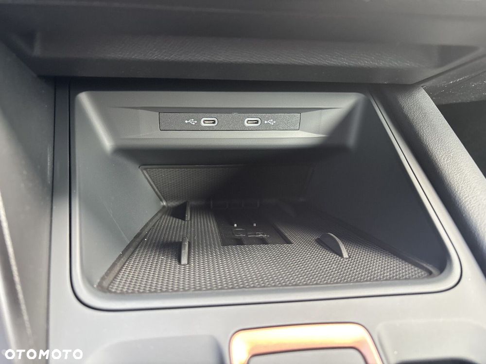 Cupra Leon Sportstourer 2.0 TSI 4Drive DSG - 28