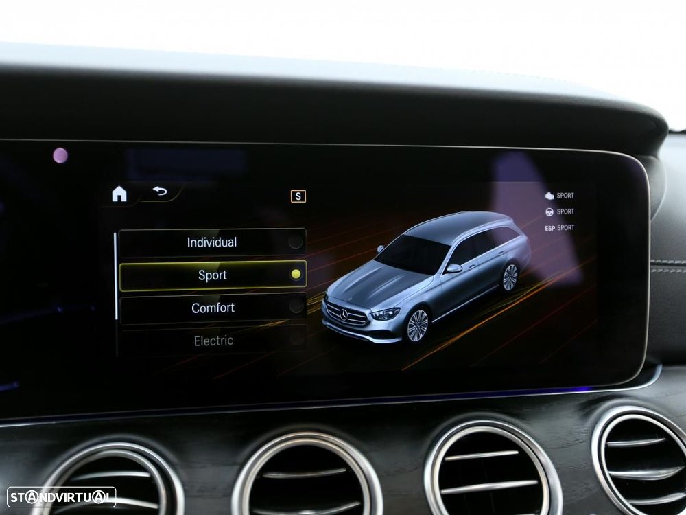 Mercedes-Benz E 300 de AMG Line 4Matic - 31