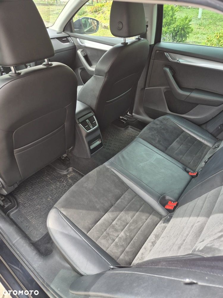 Skoda Octavia 2.0 TDI Elegance DSG - 12