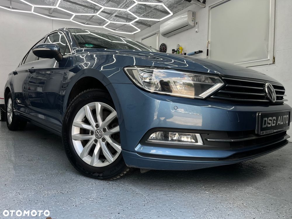 Volkswagen Passat - 2