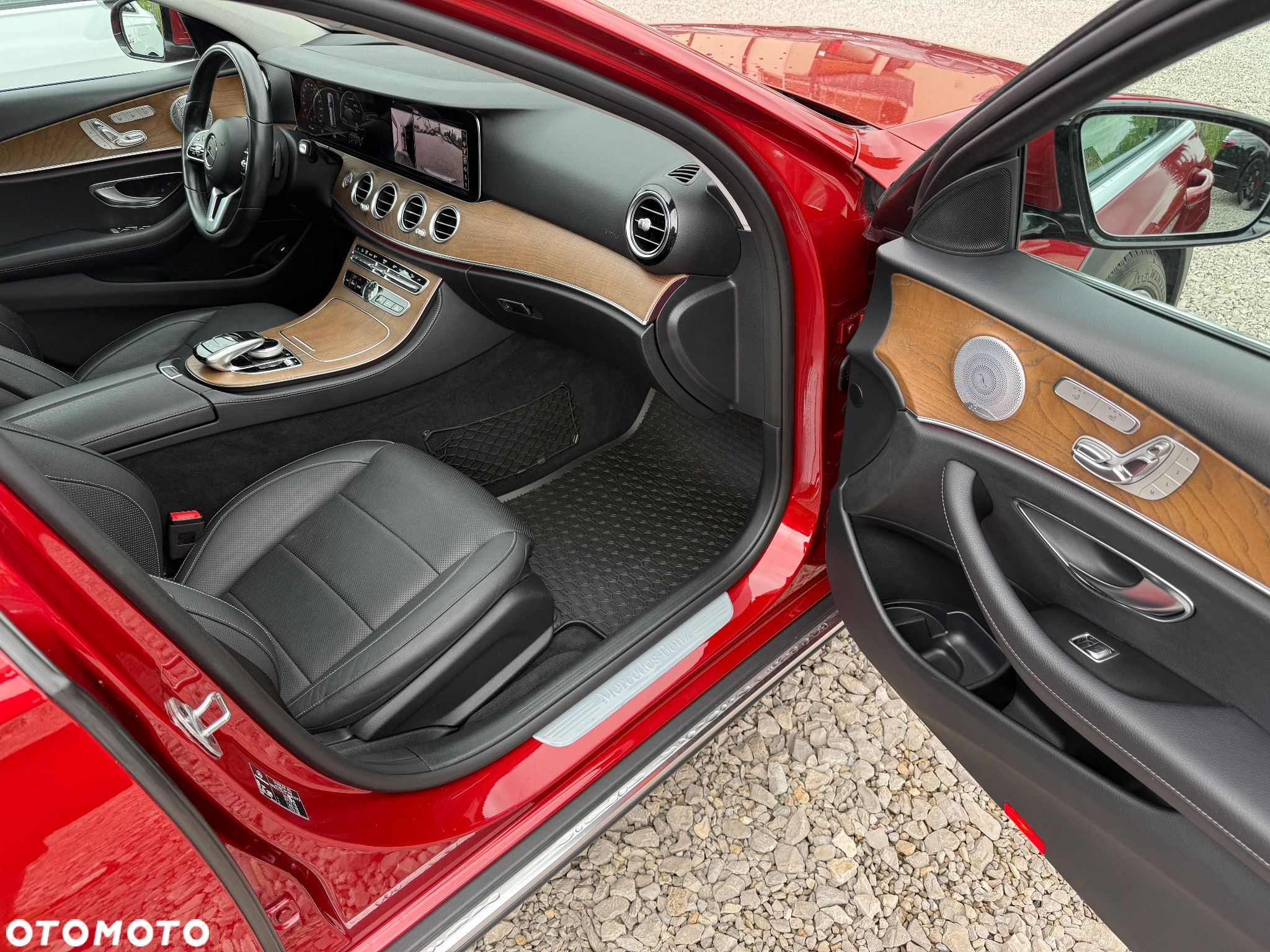 Mercedes-Benz Klasa E 220 d 4Matic T All-Terrain 9G-TRONIC Exclusive - 12