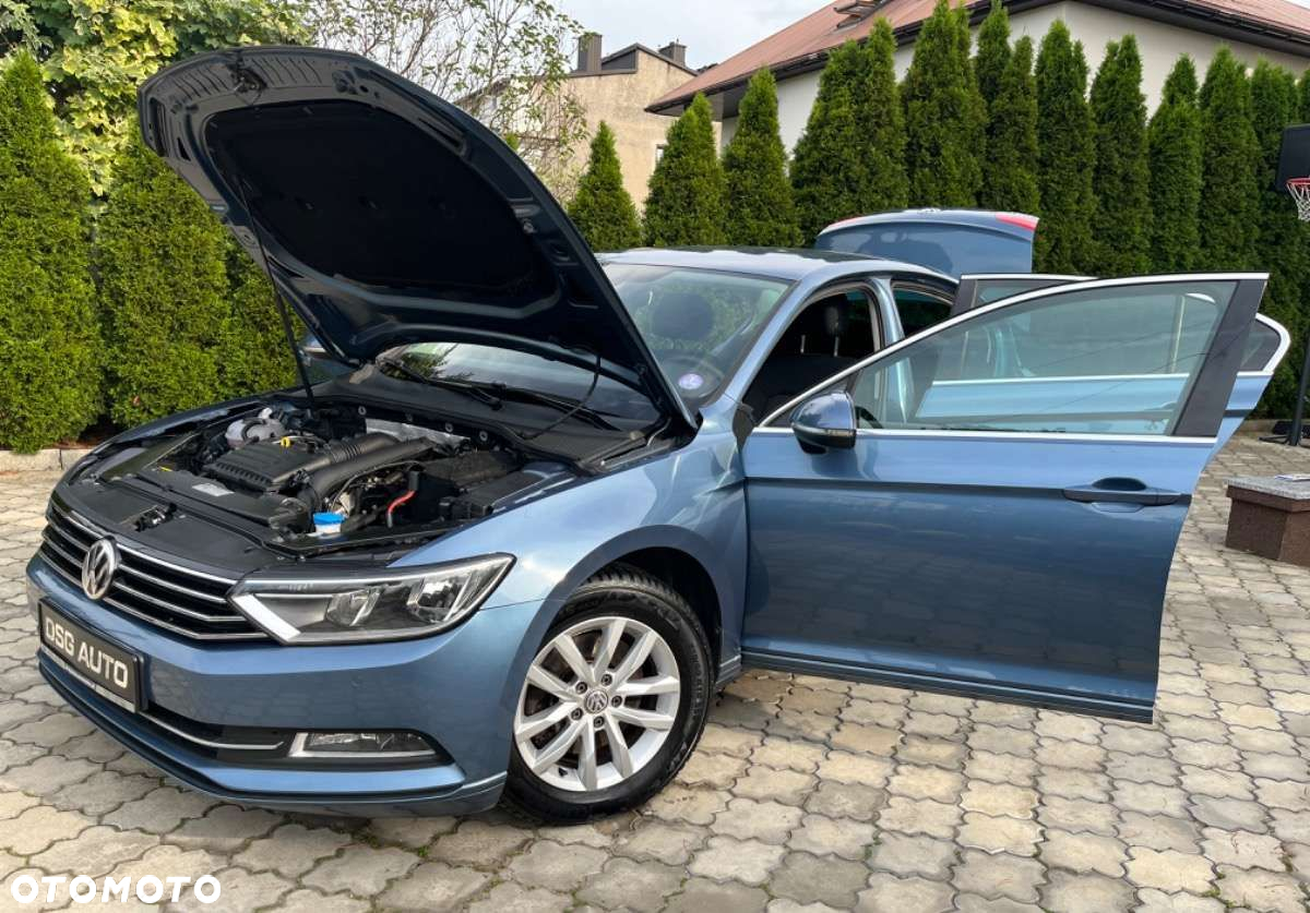 Volkswagen Passat - 37