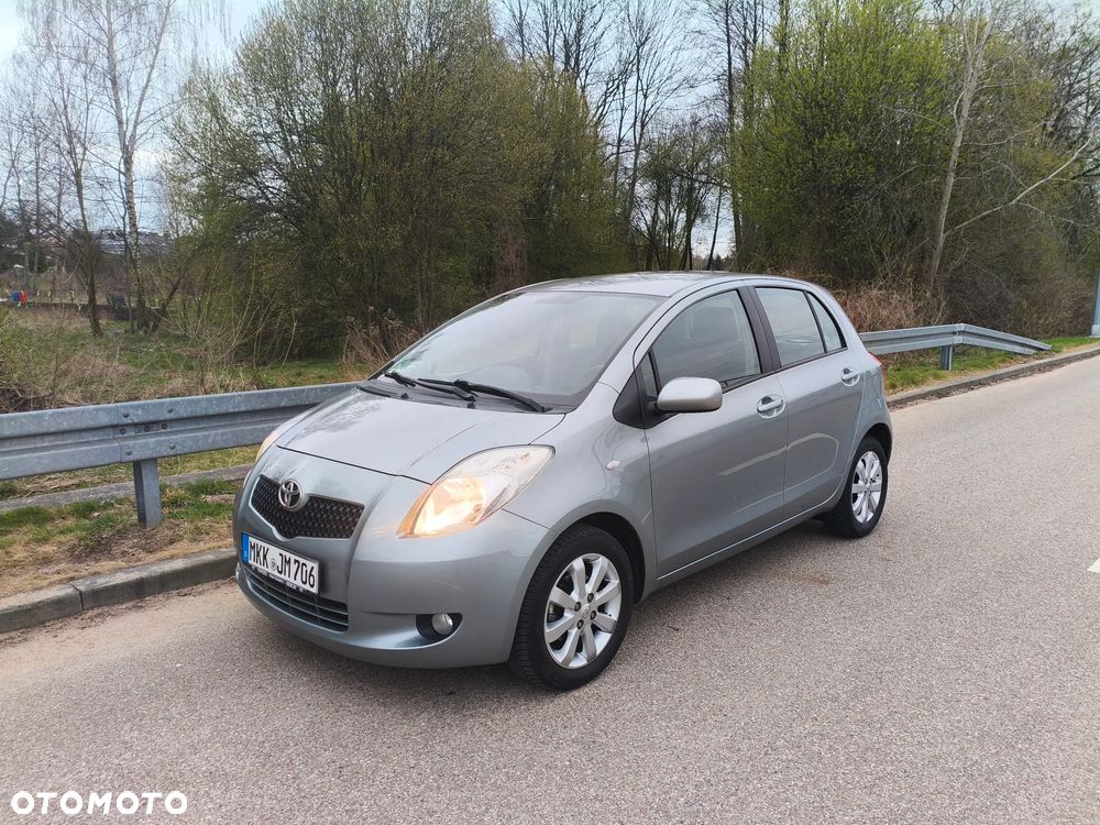 Toyota Yaris 1.3 VVT-i Team - 13