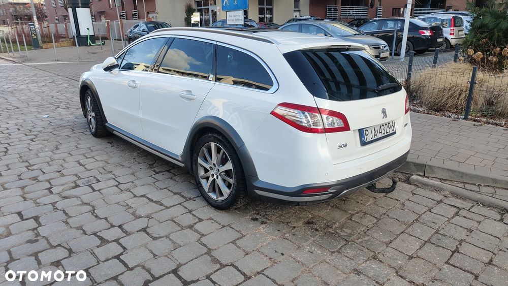 Peugeot 508 RXH Hybrid4 - 9