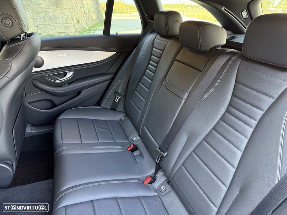 Mercedes-Benz E 300 de AMG Line - 21