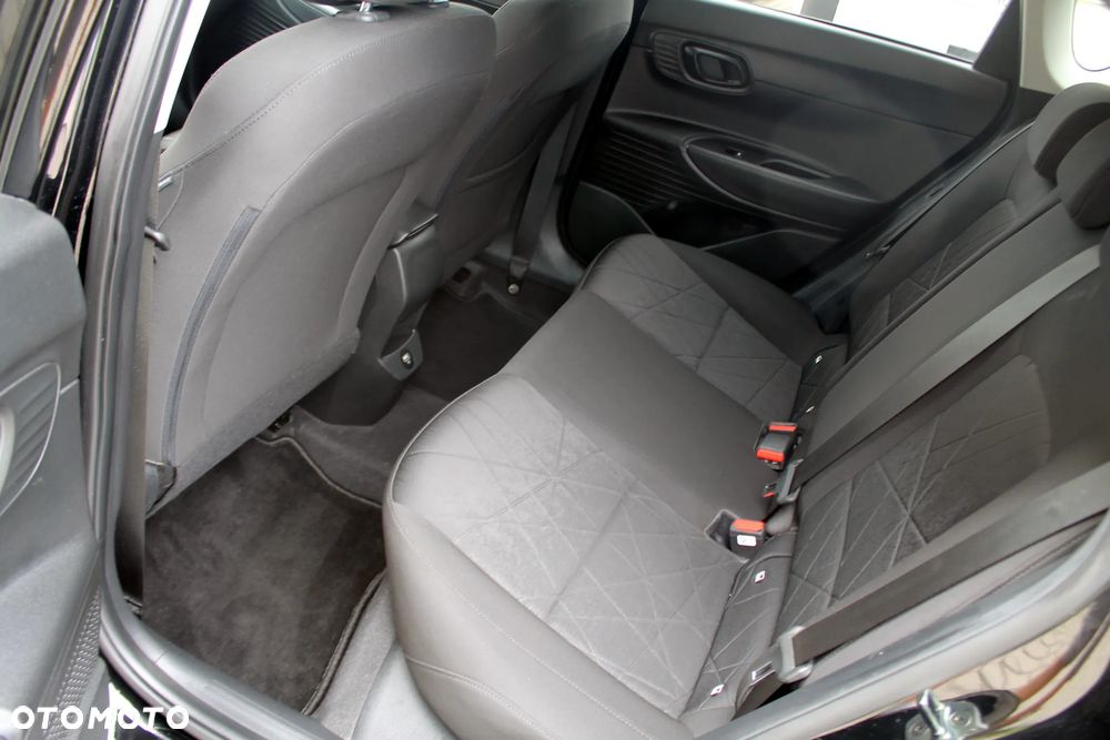 Hyundai Bayon 1.0 T-GDI Intro - 15