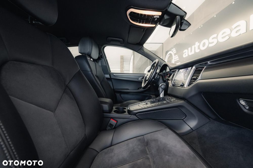 Porsche Macan Standard - 17