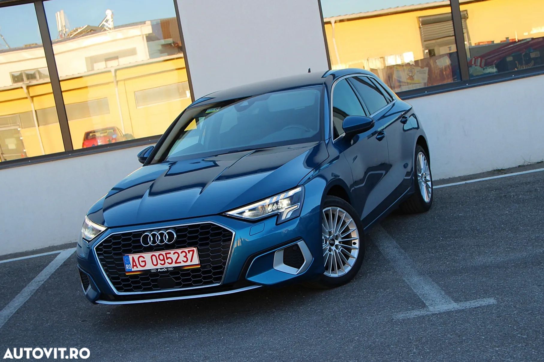 Audi A3 1.5 35 TFSI S tronic Sport - 1
