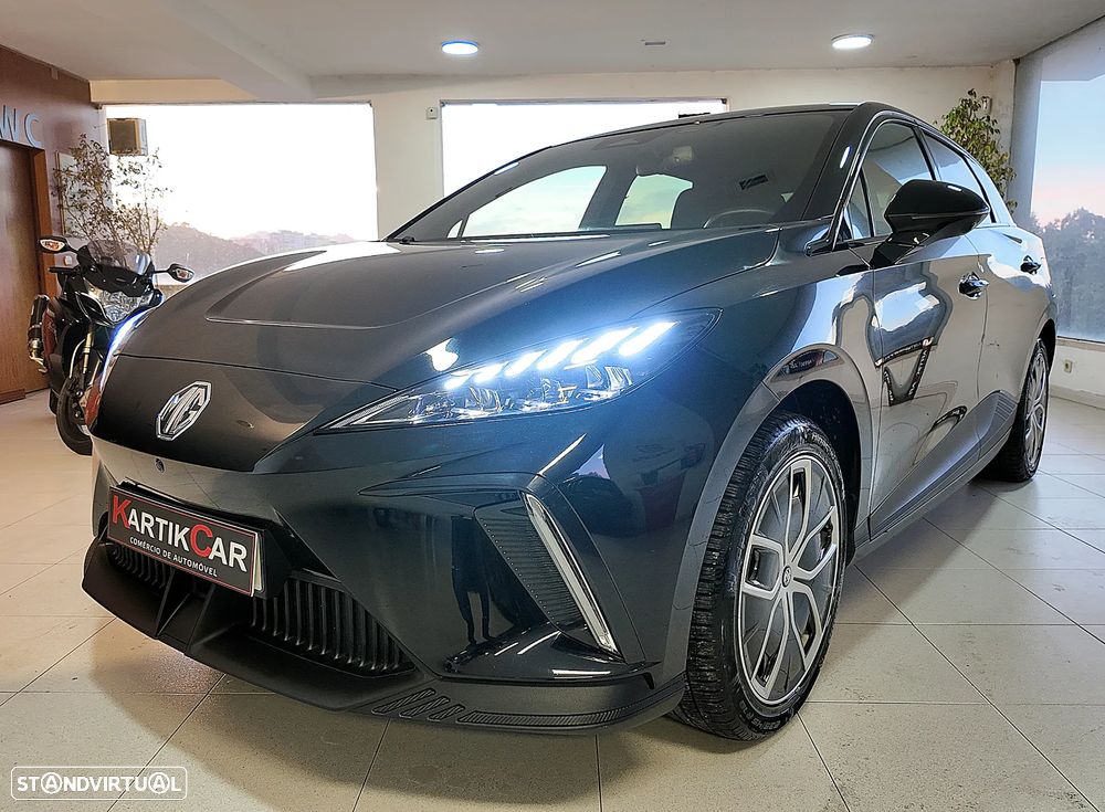 MG MG4 64 kWh Luxury - 5