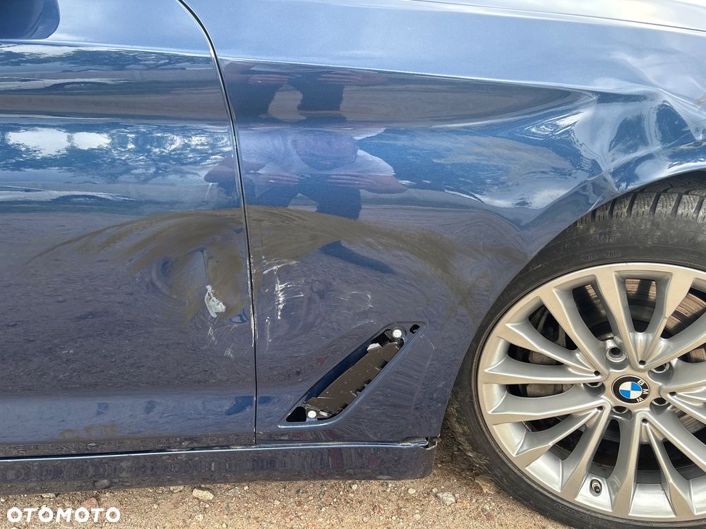 BMW Seria 5 530d xDrive - 16
