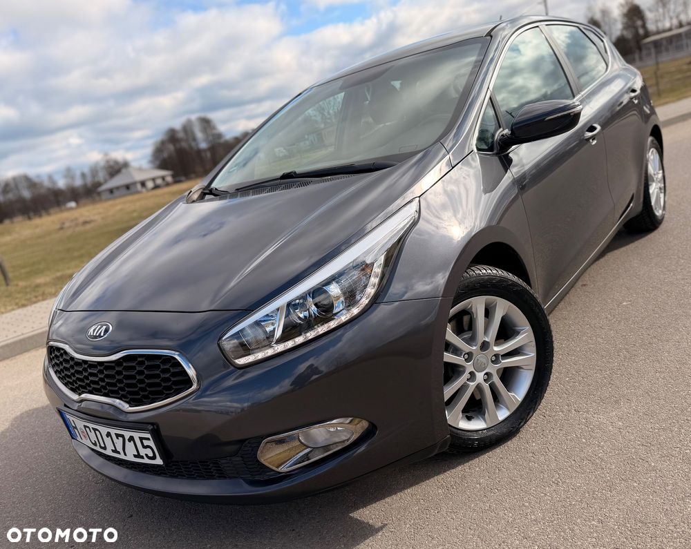 Kia Ceed 1.6 CRDi 128 Spirit - 1