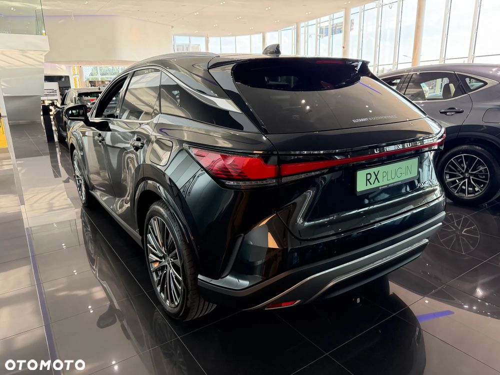 Lexus RX - 4
