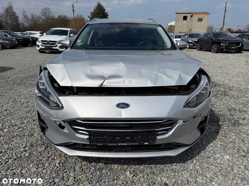 Ford Focus 2.0 EcoBlue STart-Stopp-System TITANIUM X - 9