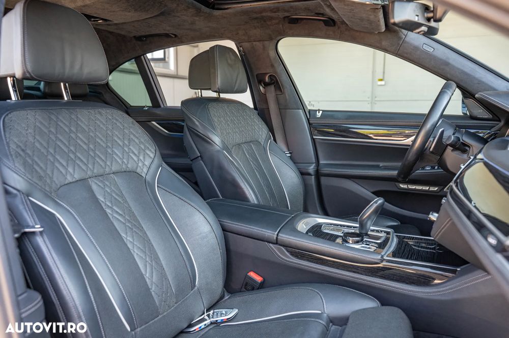 BMW Seria 7 740e iPerformance - 9