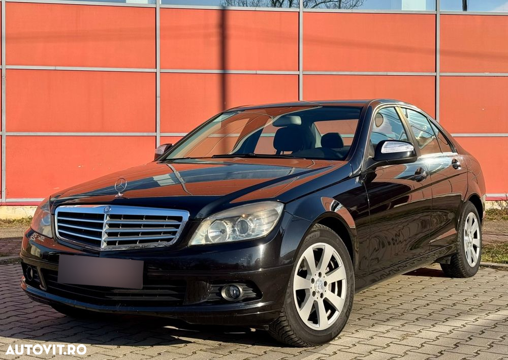 Mercedes-Benz C 220 CDI DPF Automatik BlueEFFICIENCY Elegance - 21