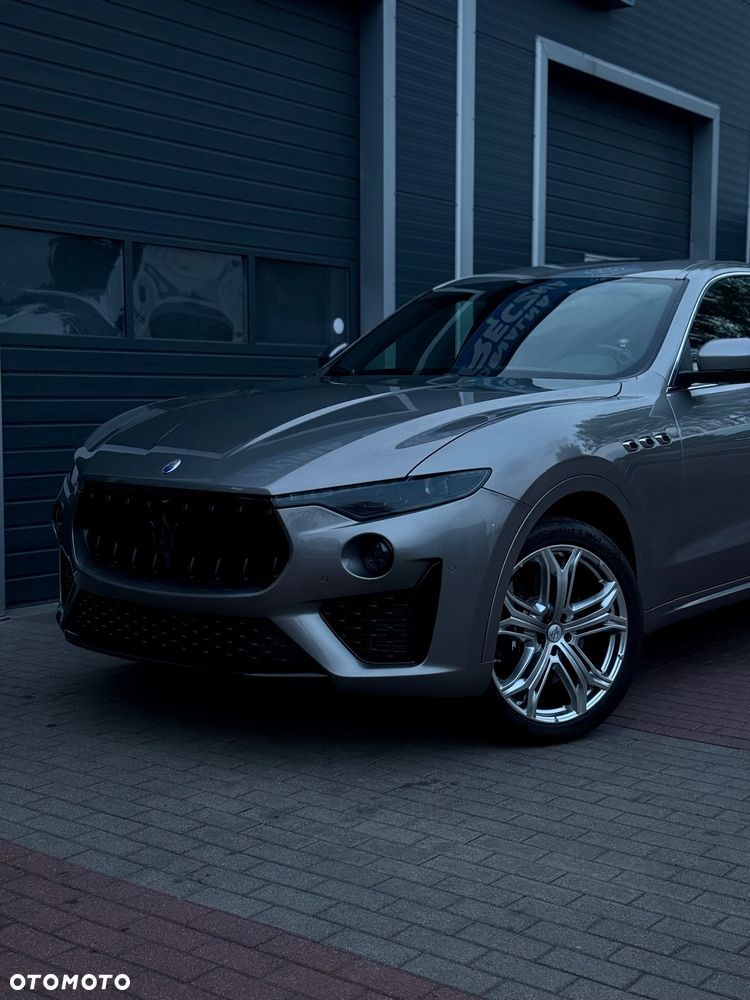Maserati Levante Modena S - 27