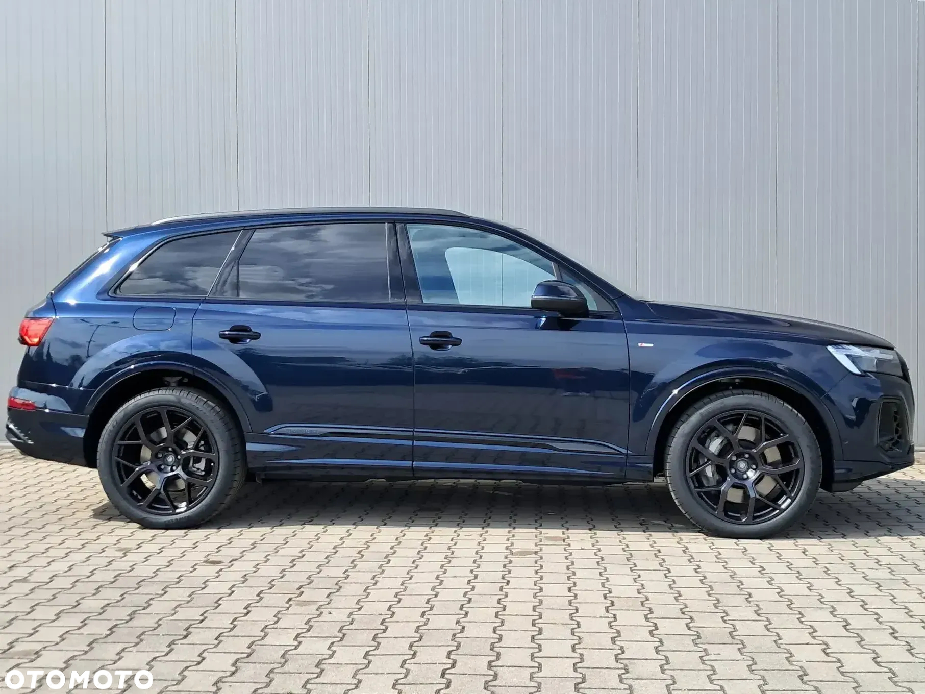 Audi Q7 55 TFSI e Quattro S Line Tiptr - 3