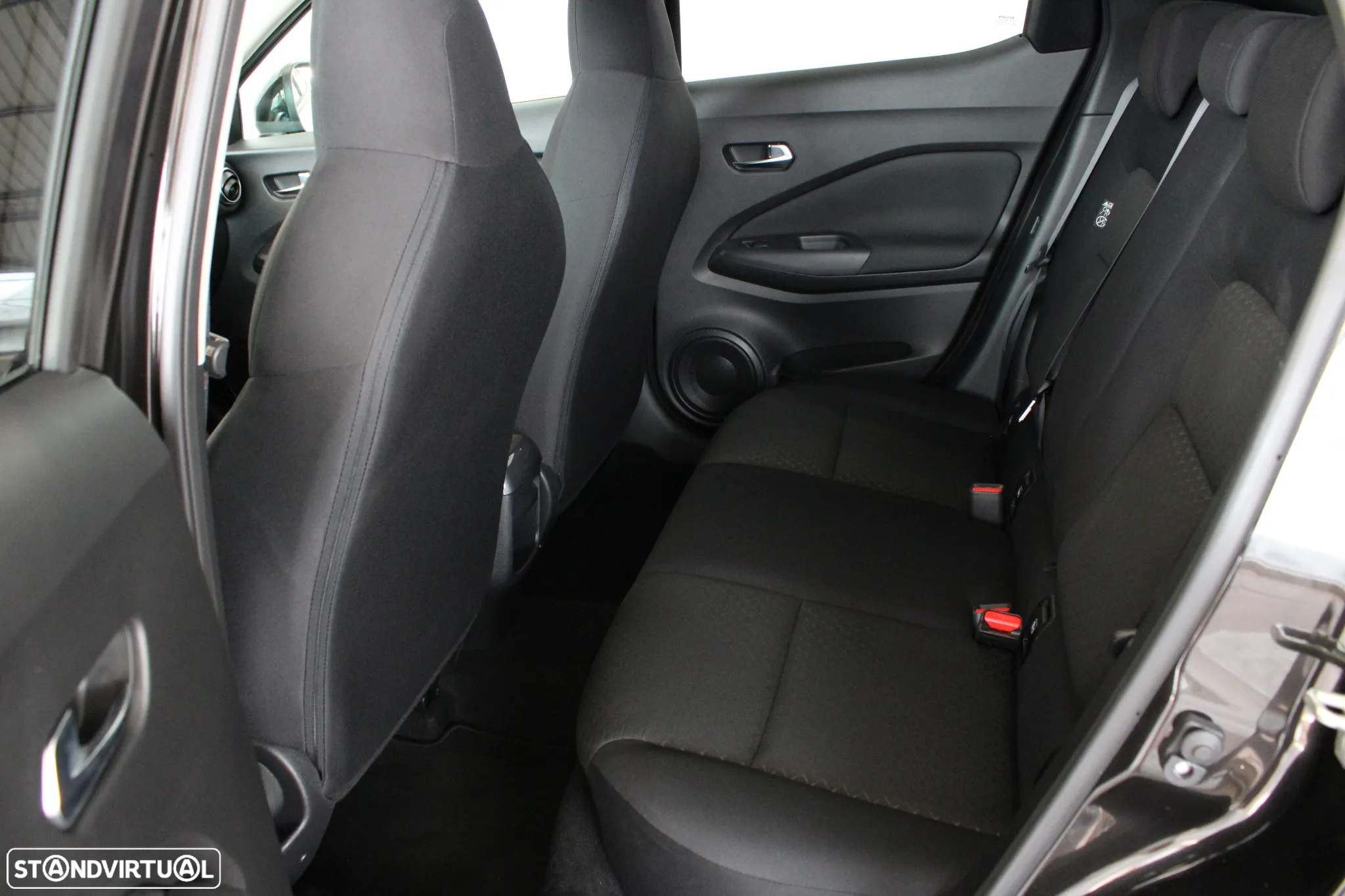 Nissan Juke 1.0 DIG-T N-Connecta - 6