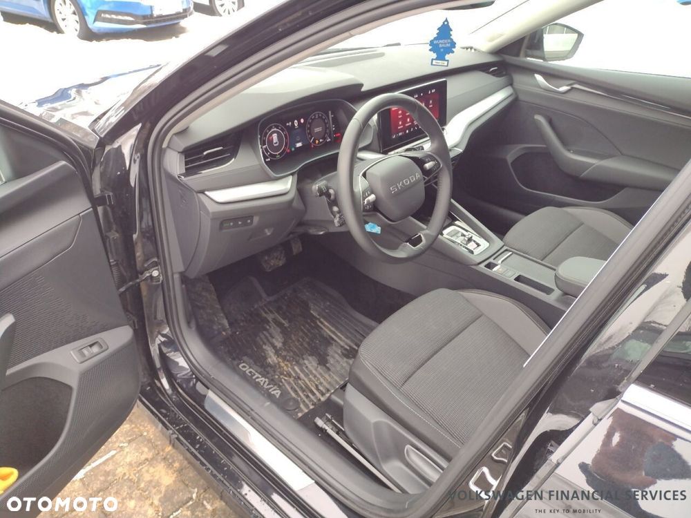 Skoda Octavia 1.5 TSI mHEV Edition 130 Selection DSG - 10