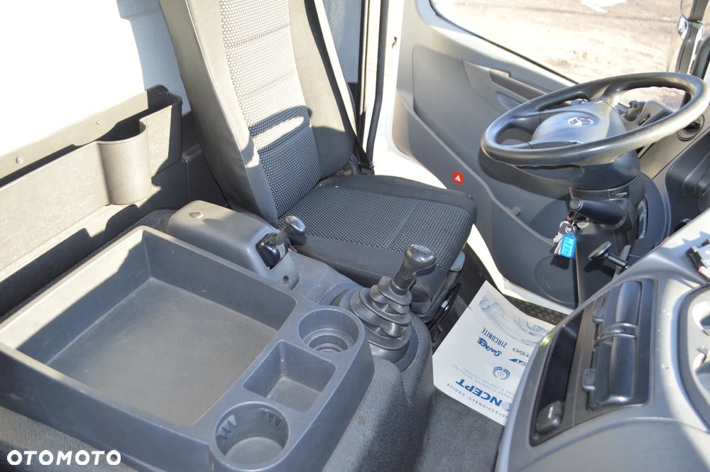 Mercedes-Benz Atego 1318 - 13