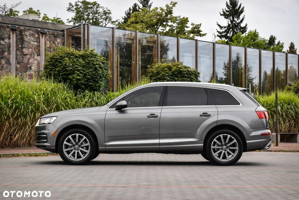 Audi Q7 - 6