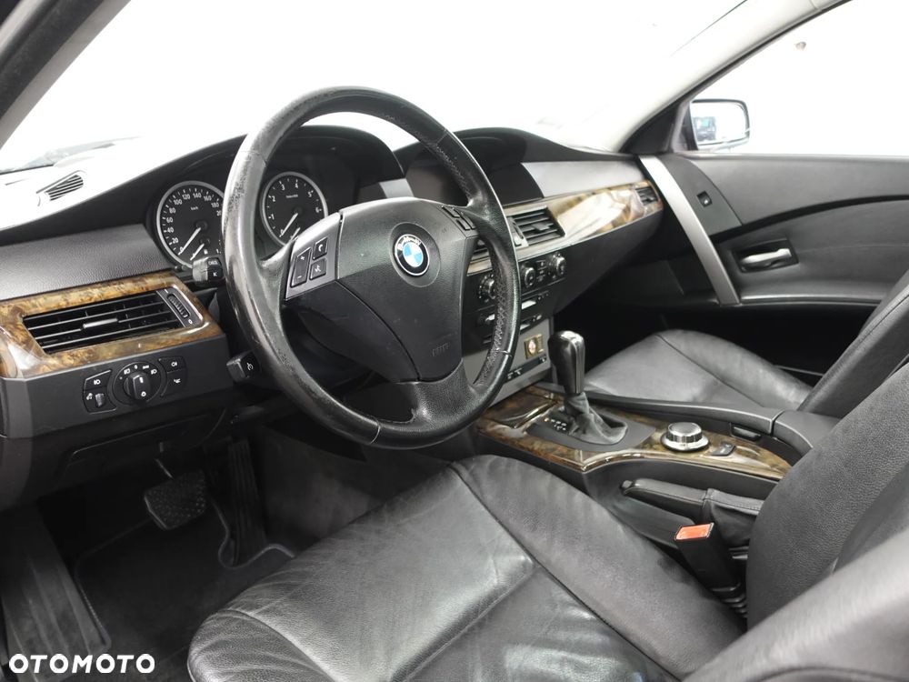 BMW Seria 5 - 18