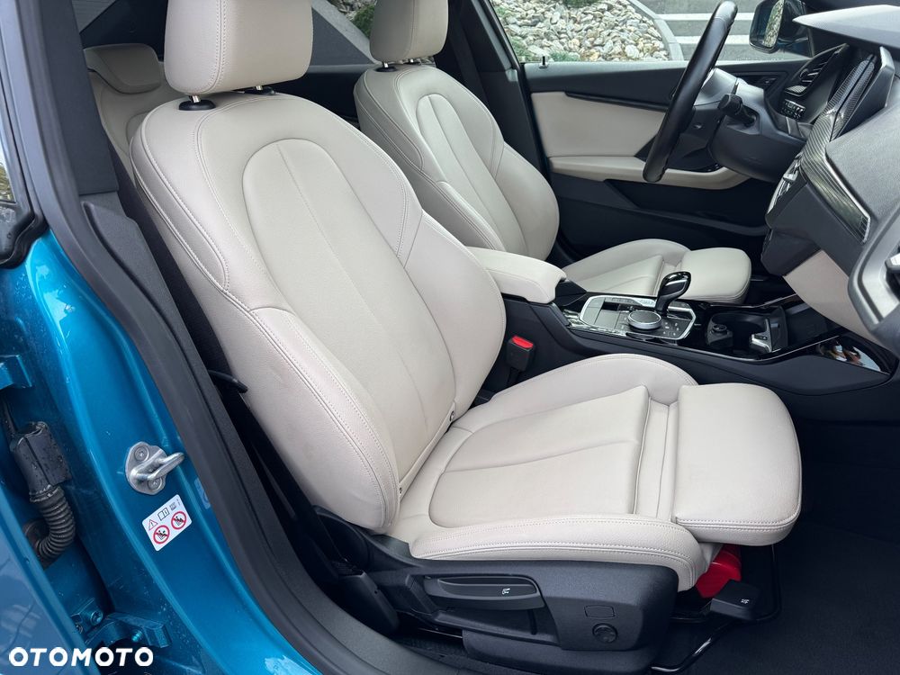 BMW Seria 2 220i xDrive M Sport - 29